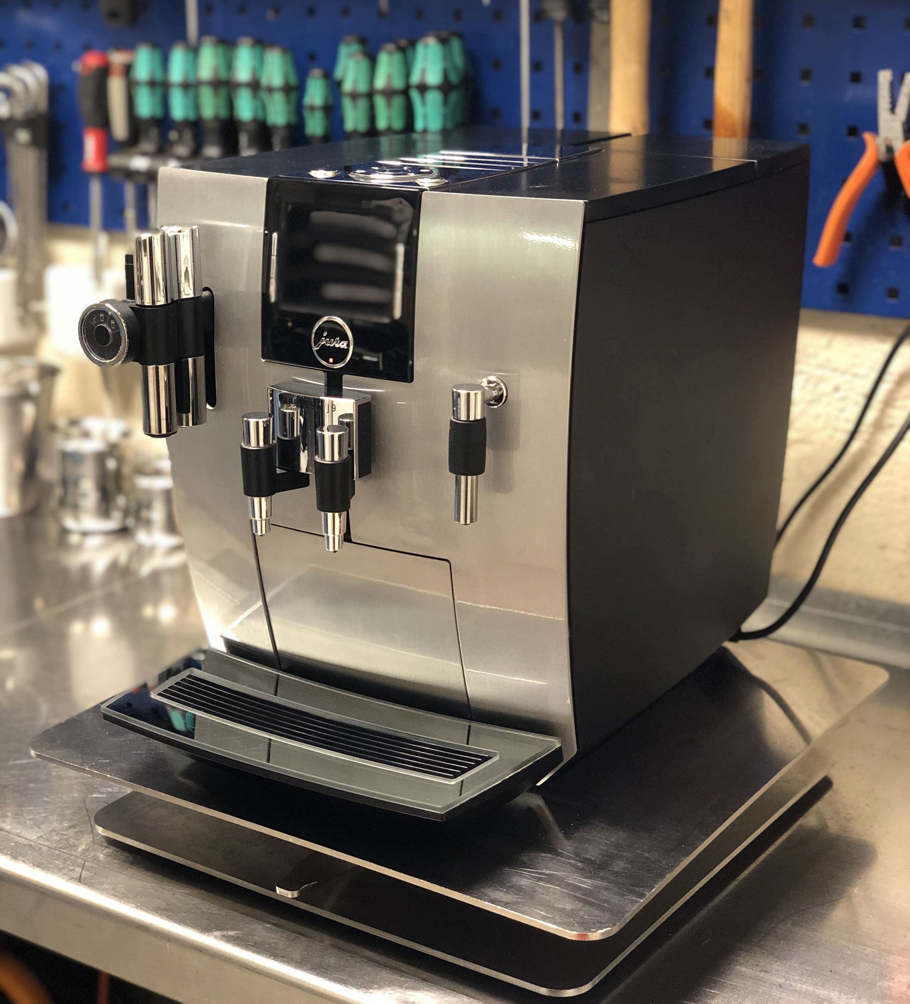 Jura Kaffeevollautomat in der Reparatur